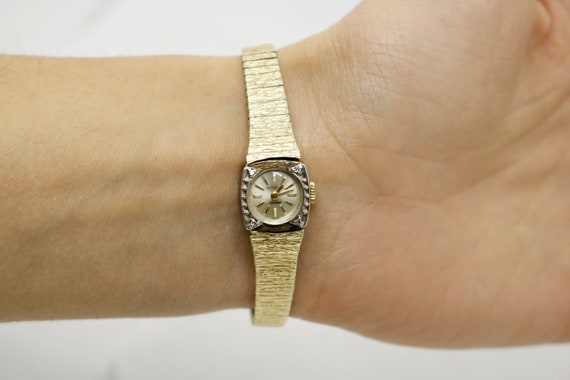 Vintage Wittnauer diamond 10kgold plated ladies w… - image 9