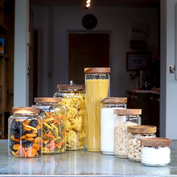 Glazen keukenopslagpotten, voorraadpotten, voorraadpotten, glazen pot met houten blad, borosilicaatglas, pasta en granen, bulkvoedsel