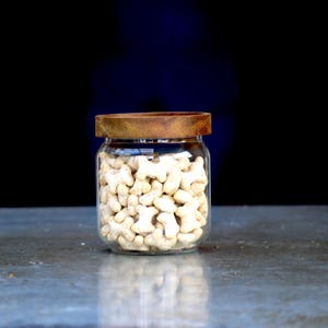 450 ml Borosilicate Glass Pantry Jar with Acacia Wood Lid