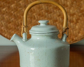 Vintage teapot Pentik Finland, model Riekko