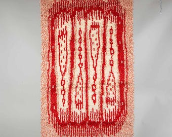 Finnish traditional loom woven wool rug Koralli design Aappo Härkönen