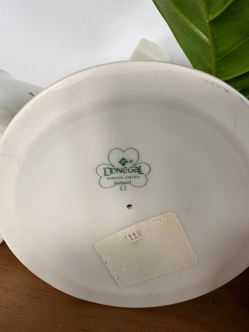 Luck of the Irish Vintage Belleek Weave and Flowers Vase, Donegal by