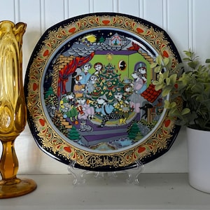Porcelain Christmas Plate by Wiinblad for Rosenthal, 1986/1986 Bjorn Wiinblad Christmas Plate by Rosenthal The Christmas Tree