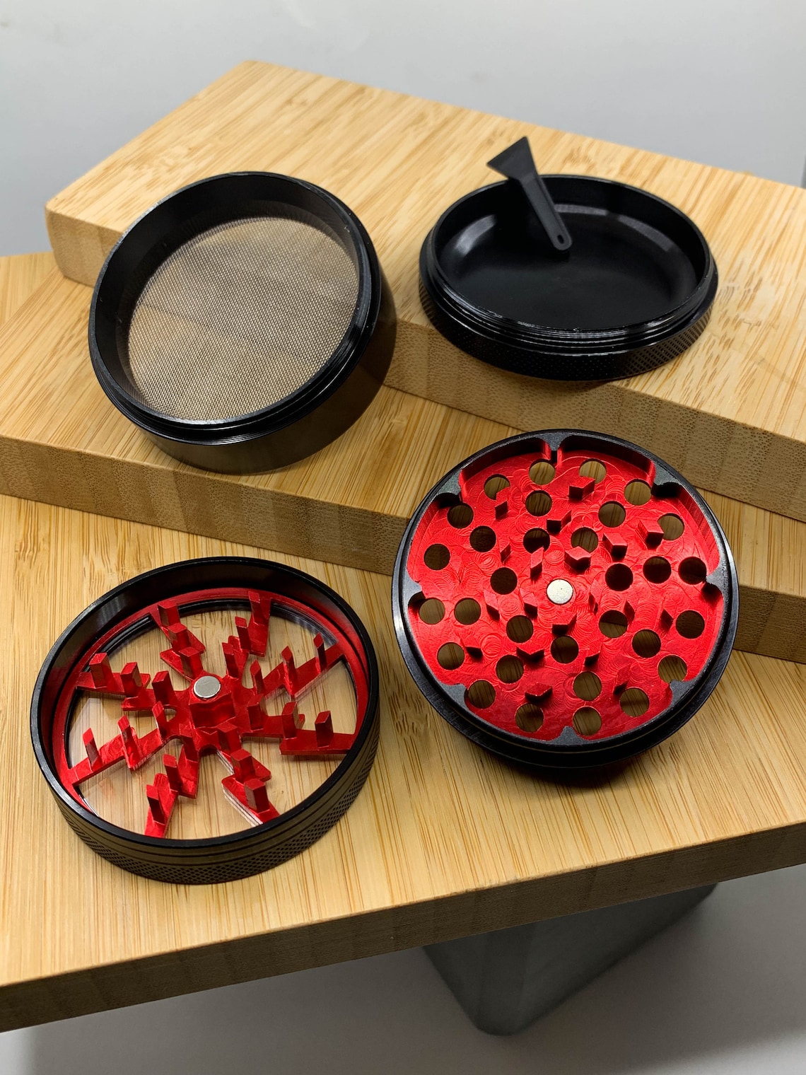 The perfect Herb Grinder with Kief Catcher 4 Layer Weed Etsy