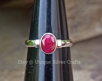 Natural Red Ruby 925 Sterling Silver Ring, Silver Boho Ring, Ruby Unisex Ring, Oval Ruby Designer Ring, Artisan Handmade Ring, Gift Item