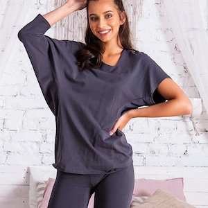 Gray Top, Organic Cotton Top, Plus Size Top, Women Top, Plus Size Clothing, Yoga Top, Minimalist Top, Loose Top, Home Top, Workout Top, Yoga