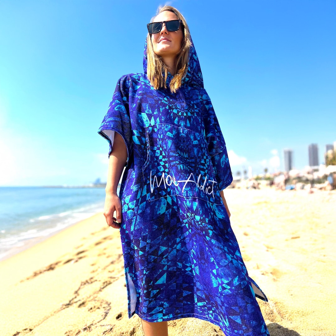 One Zipper Hooded Microfiber Beach Poncho: Quick Dry Changing Towel - Etsy