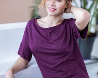 Camicia in modal biologico: maglia in jersey bordeaux, abbigliamento ecologico