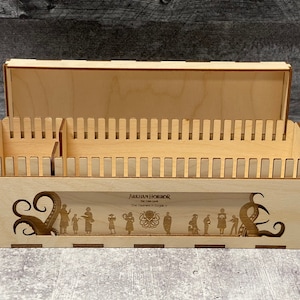 Arkham Horror LCG Cycle Storage Box Organizer Stand Alone Convient à plus de 400 cartes à manches !