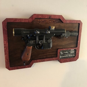 DL-44 Blaster Mount Wood