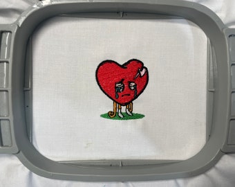 Crying Heart Gebrochenes Herz Stickdatei 2"