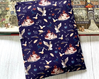 Buchtasche · Schule der Zauberer, Fantasy-Universum