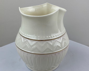 Ireland Vintage Belleek Ivory Embossed Chevrons Pattern Wide  Vase, Scallop Rim, Irish Porcelain, Belleek Vase