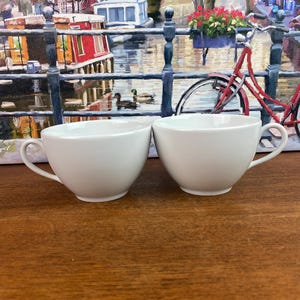 Pillivuyt Dupuis French Porcelain Cup: White Breakfast Cup (8 oz)