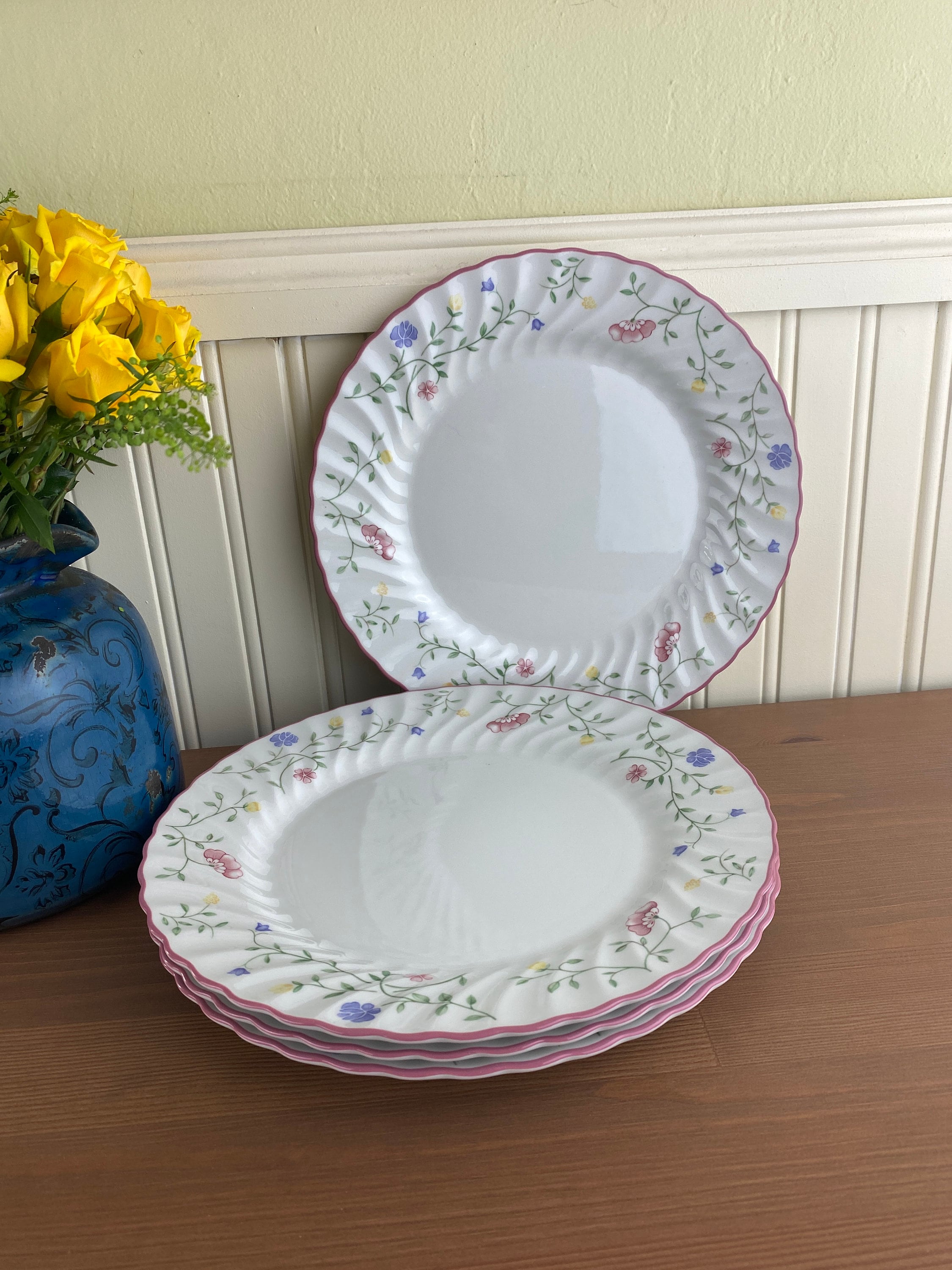 Dinner Plates Johnson Brothers Summer Chintz Set of Dinner