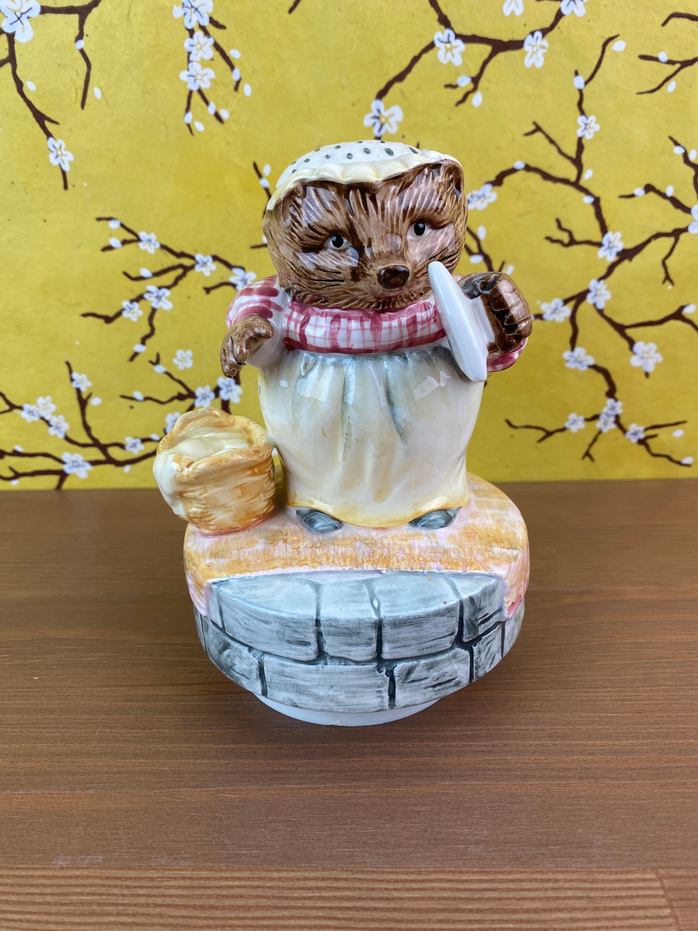 ロイヤルアルバート　バニー　トリンケット ロイヤルアルバート バニー トリンケット - メルカリ