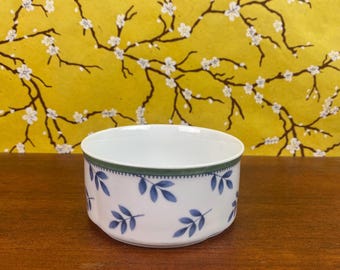 Villeroy & Boch  Switch 3 Cordoba Soup or Cereal Bowl, English Cottage Decor