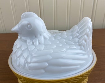 Vintage Avon White Milk Glass Hen on Nest Trinket Dish - Etsy