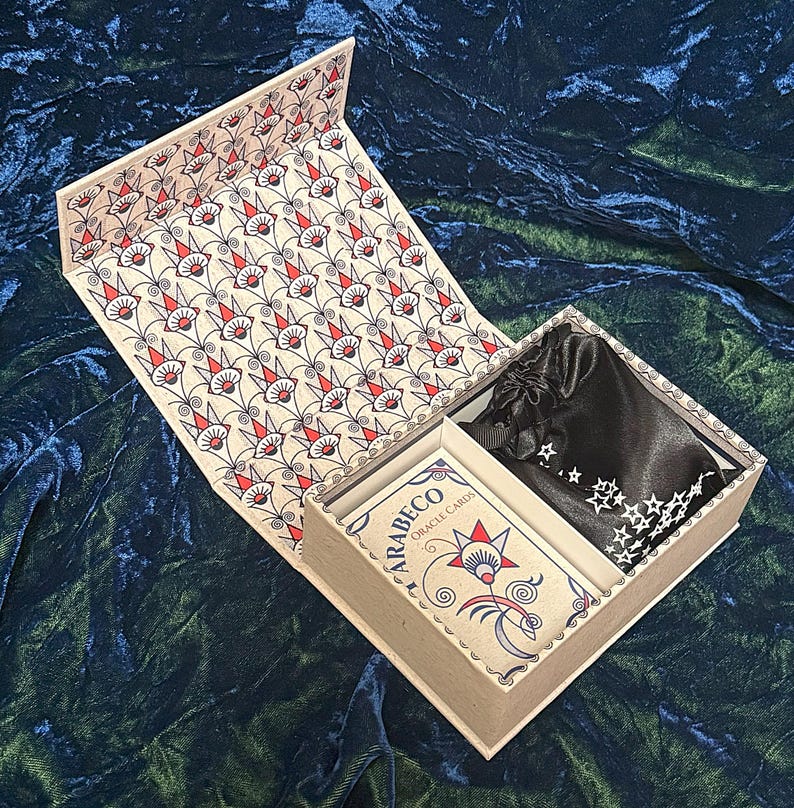 ParaBeco Fortune Telling Cards Deluxe Edition with Dice image 3