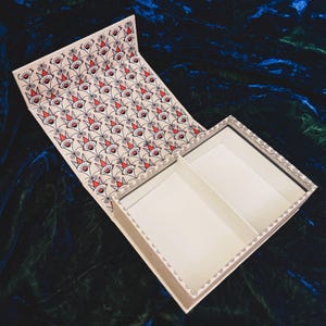 ParaBeco Fortune Telling Cards Deluxe Edition with Dice image 4