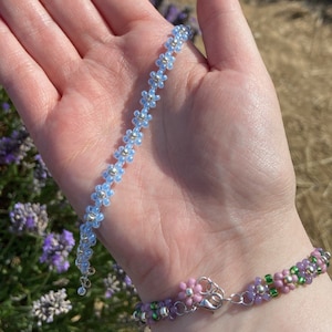 Floral Bracelet Made Out Of Glass Beads | Clear Skies | Daisy Bracelet |