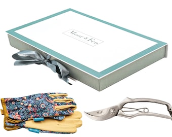Green Thumb Gift Set l Garden Gloves, Secateurs l Medium Gift Box