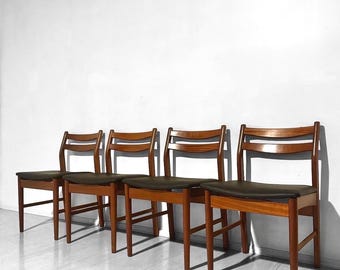 Set of Four Danish Modern Teak Dining Chairs Mid Century MCM Wood Seating Furniture
