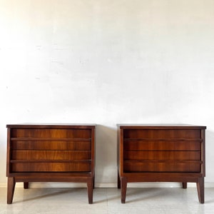 MCM Pair of Curved Front Walnut Nightstands by Unagusta Mid Century Modern Wood End Tables or Cabinets (After Nakashima)