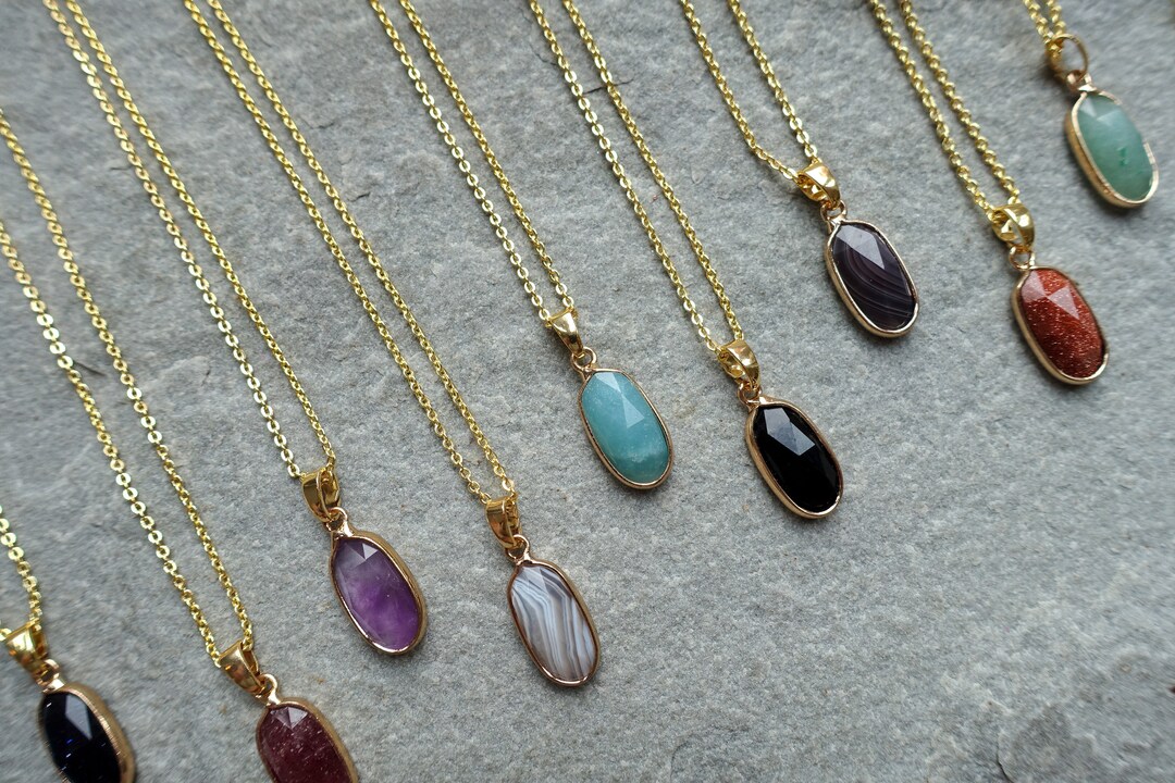 PETITE CRYSTAL MADELINE NECKLACE main image 0