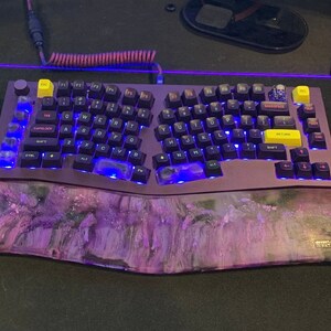 Custom Q10 / V10 Resin Wrist Rest Palm Rest For Keychron Keyboard Resin Keyboard Wrest For Ergonomic Keyboard image 2