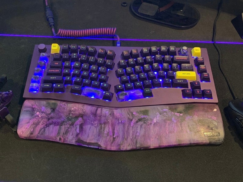 Custom Q10 / V10 Resin Wrist Rest Palm Rest For Keychron Keyboard Resin Keyboard Wrest For Ergonomic Keyboard image 2