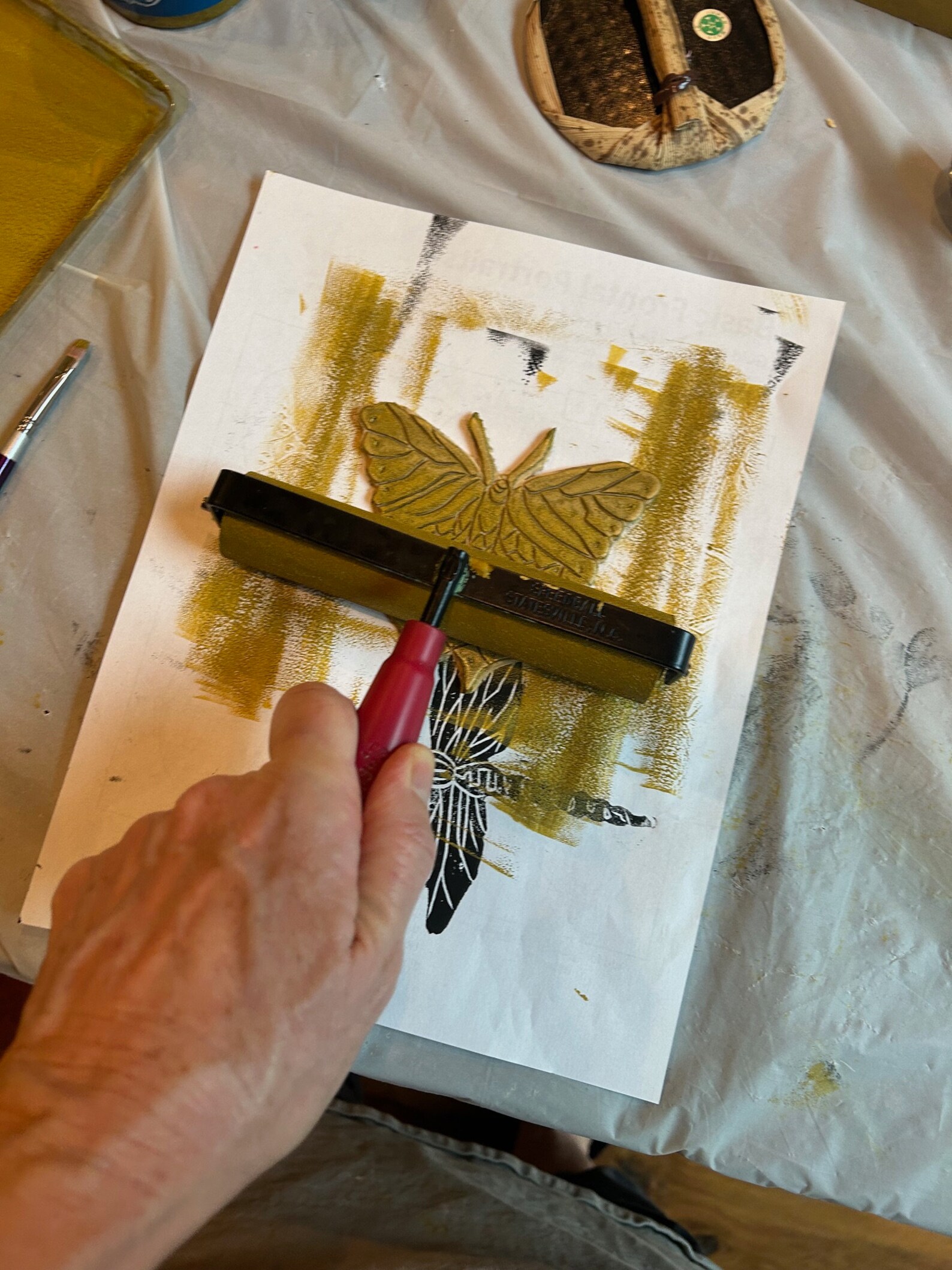 Praying Mantis Block Print – Handprinted Gold Insect Art - Etsy