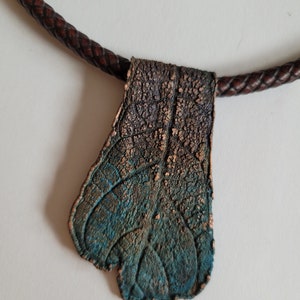 Lederkette mit echtem Feigenblatt