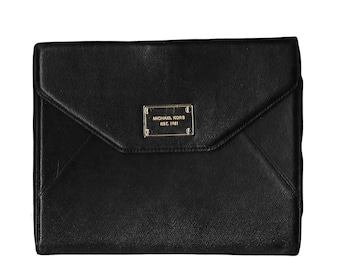 Michael Kors Sleeve for Apple MacBook with snap closure - Black