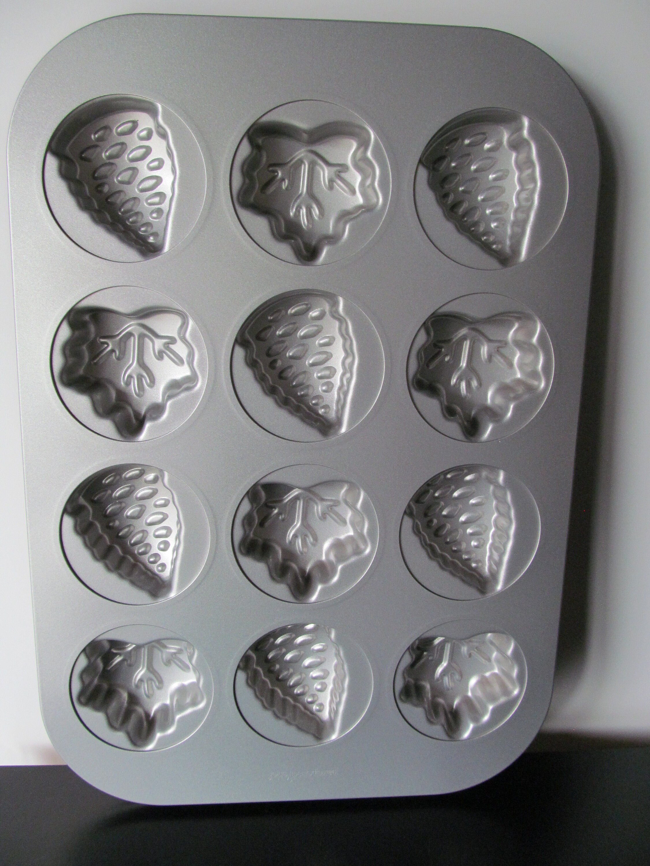 Pampered Chef Baking Pan Fall Harvest Baking Item New Item Quality