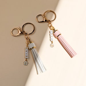 Bag Charm Keychain with Tassel,  Boho Tassel Keychain Charm Trendy Purse Accessory Tassel Charm Handbag Keychain Decoration Keyring Gift