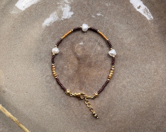 Perlenarmband mit Süßwasserperlen, feines Armband mit Perlen, minimalistisch, Geschenk