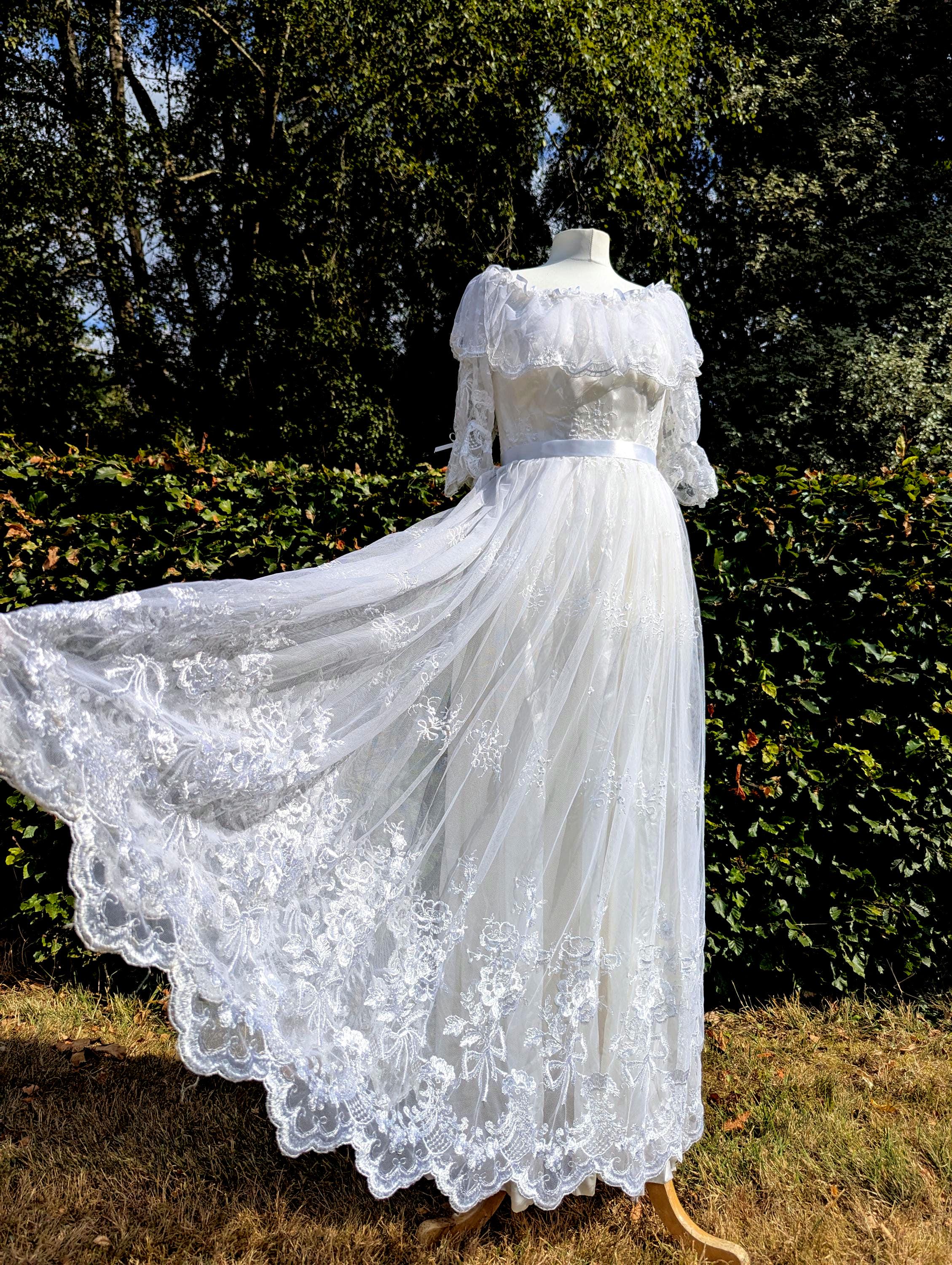 cotton gauze wedding dress Antique Edwardian White with Ruffle Collar, Small – Ian Drummond Vintage kikisol this dress is designed Cat Eye Corset Wedding Color:PALE MAUVE