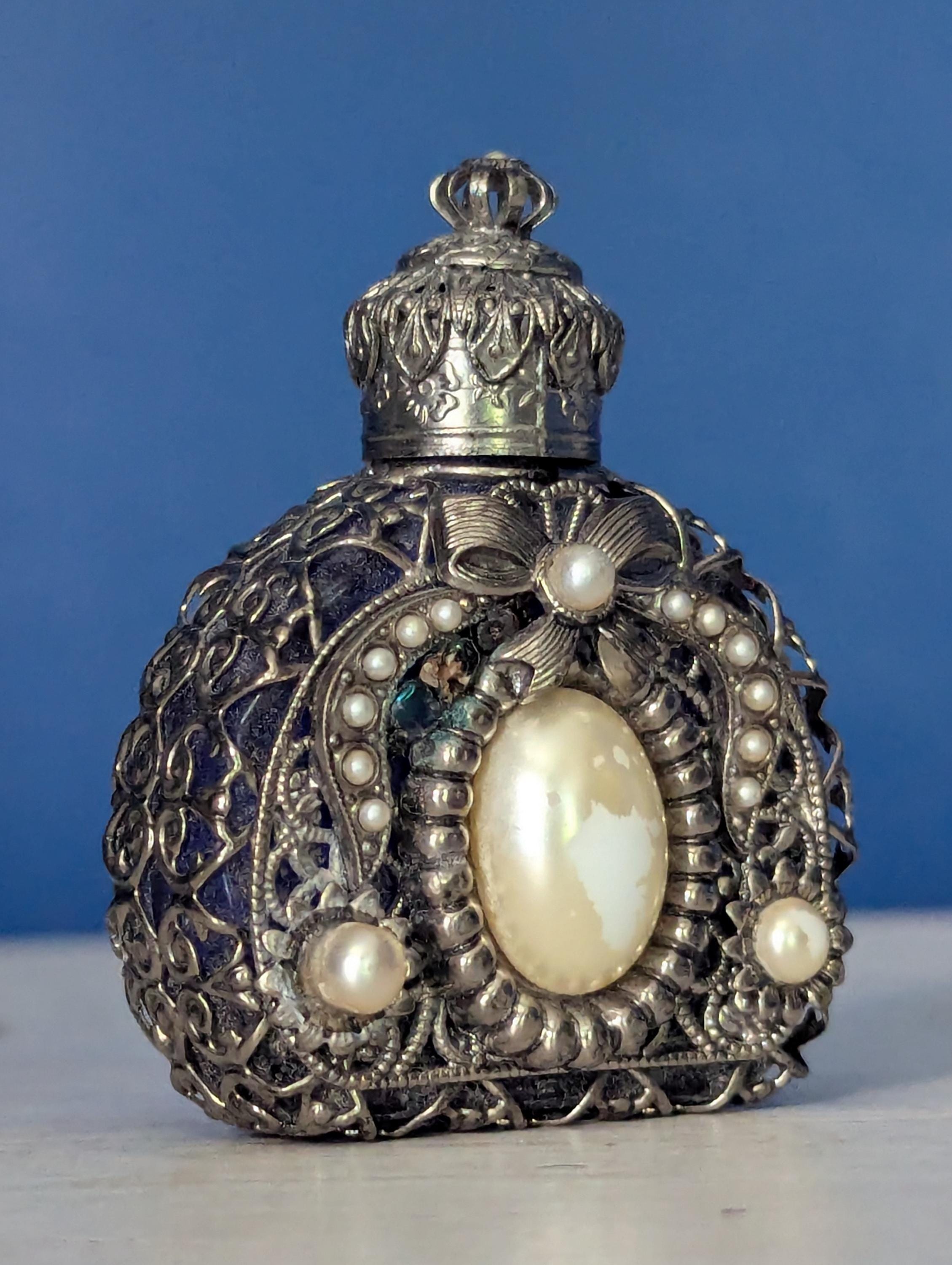 Antique perfume bottles - Etsy 日本