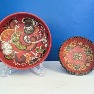 Hand-Painted  Norwegian Rosemaling Wooden Folk Art Bowls - Set of 2 - Rustic Home Décor