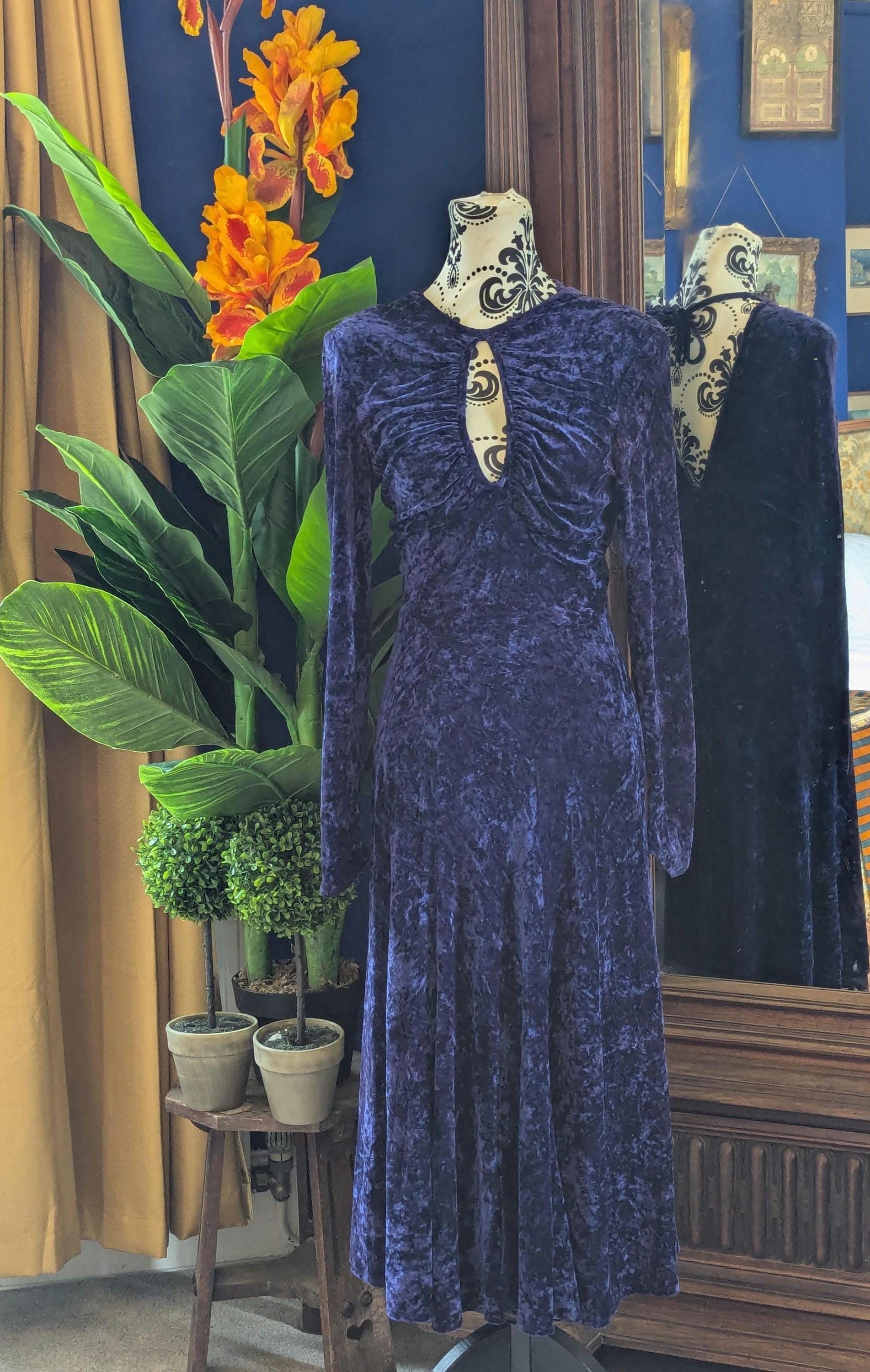 long sleeve bridesmaid dress Modern Chiffon Ruffles V-neck Sleeves Dresses – Dbrbridal Μέγεθος:Medium Available in full jewelry Lauren Ralph Lauren BUTTON-TRIM