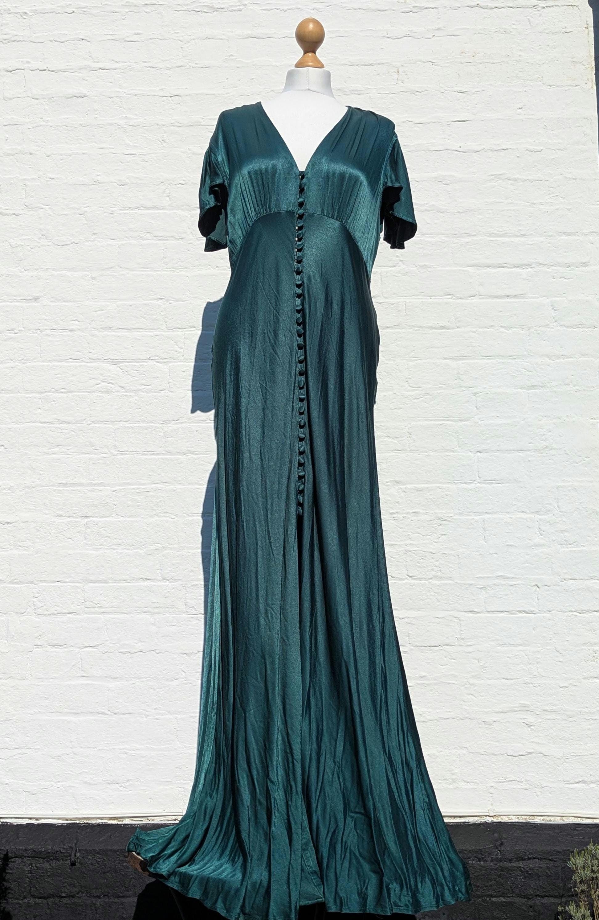 green emerald velvet dress Amazon.com: Halloween Vintage Dress Previous Orders History in 2024 Womens  Fall Dresses for Wedding Guest Halloween Dresses for Women Pumpkin Bat Ghost  Print Round Neck Long 01-Light Brown X-Large : Clothing, Shoes