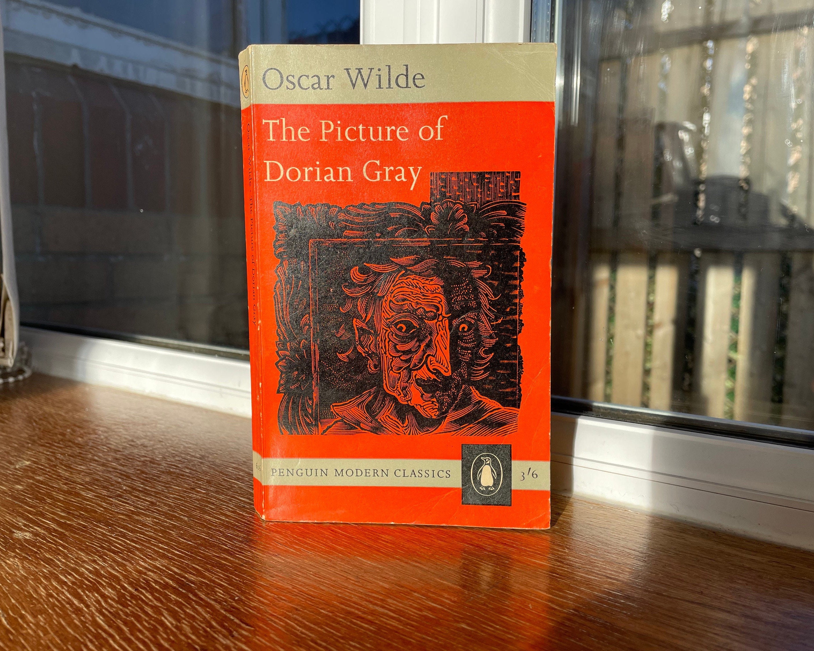 The Picture Of Dorian Gray Penguin