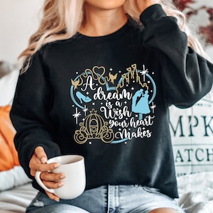 I am a disney girl sweatshirt 2025