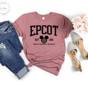 Chemise Epcot Disney, t-shirt Epcot, Epcot depuis 1982, chemise World Traveler, chemise Disney vintage, chemise Disney Epcot, t-shirt voyage Epcot image 4
