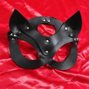 Handmade Black Leather Cat Mask: Cosplay Costume Accessory