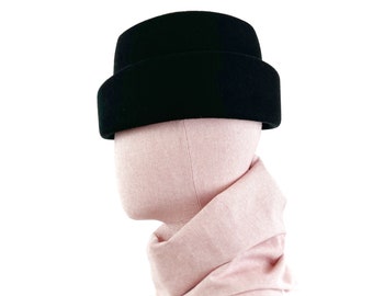 Bonnet allemand unisexe, noir. Casquette streetwear en feutre de laine européen. Bonnet tendance, homme et femme *Fabriqué sur mesure*