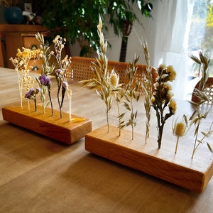 Flower bar with dried flowers | Flower meadow | Wooden arrangement | Dried flowers | Flowers on wooden bar | Flowergram