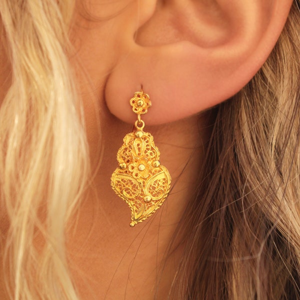Heart of Viana Earrings • 24k Gold Plated / 925 Sterling Silver • Portuguese Filigree Earrings • Portuguese Jewelry for Women