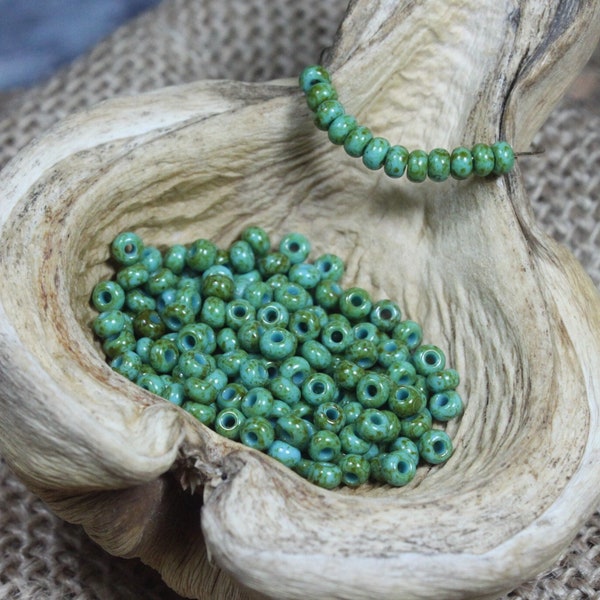 Perle de rocaille tchèque en travertin vert turquoise 8/0 (10g) (B0041), perles de Picasso vert taille 8, perles de rocaille en travertin vert turquoise 8/0